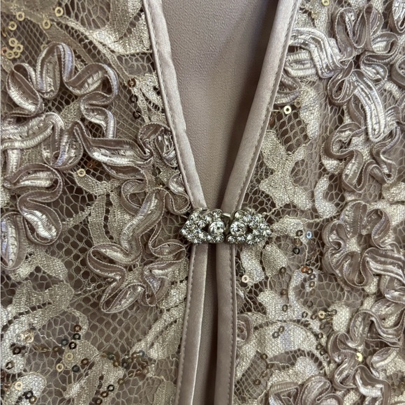 Jessica Howard formal dress 16 champagne embellished jacket - Picture 7 of 11